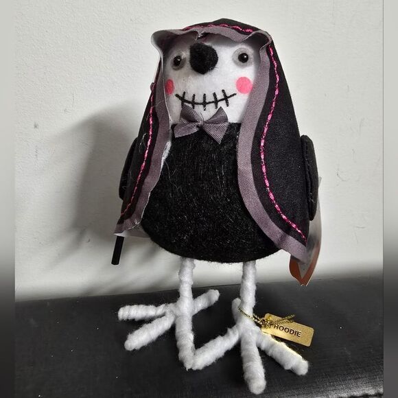 2024 Featherly Friends Target Bird Hoodie Halloween Figurine Hyde & EEK, New - Picture 2 of 4